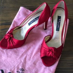 Nina Peep Toe Pump